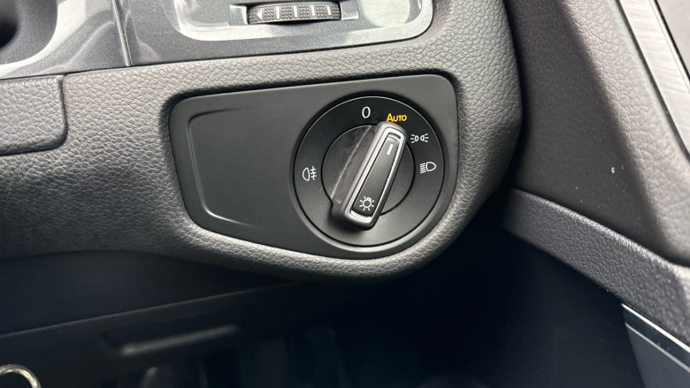 Volkswagen Golf 1.4 TSI SE [Nav] 5dr DSG Petrol Hatchback